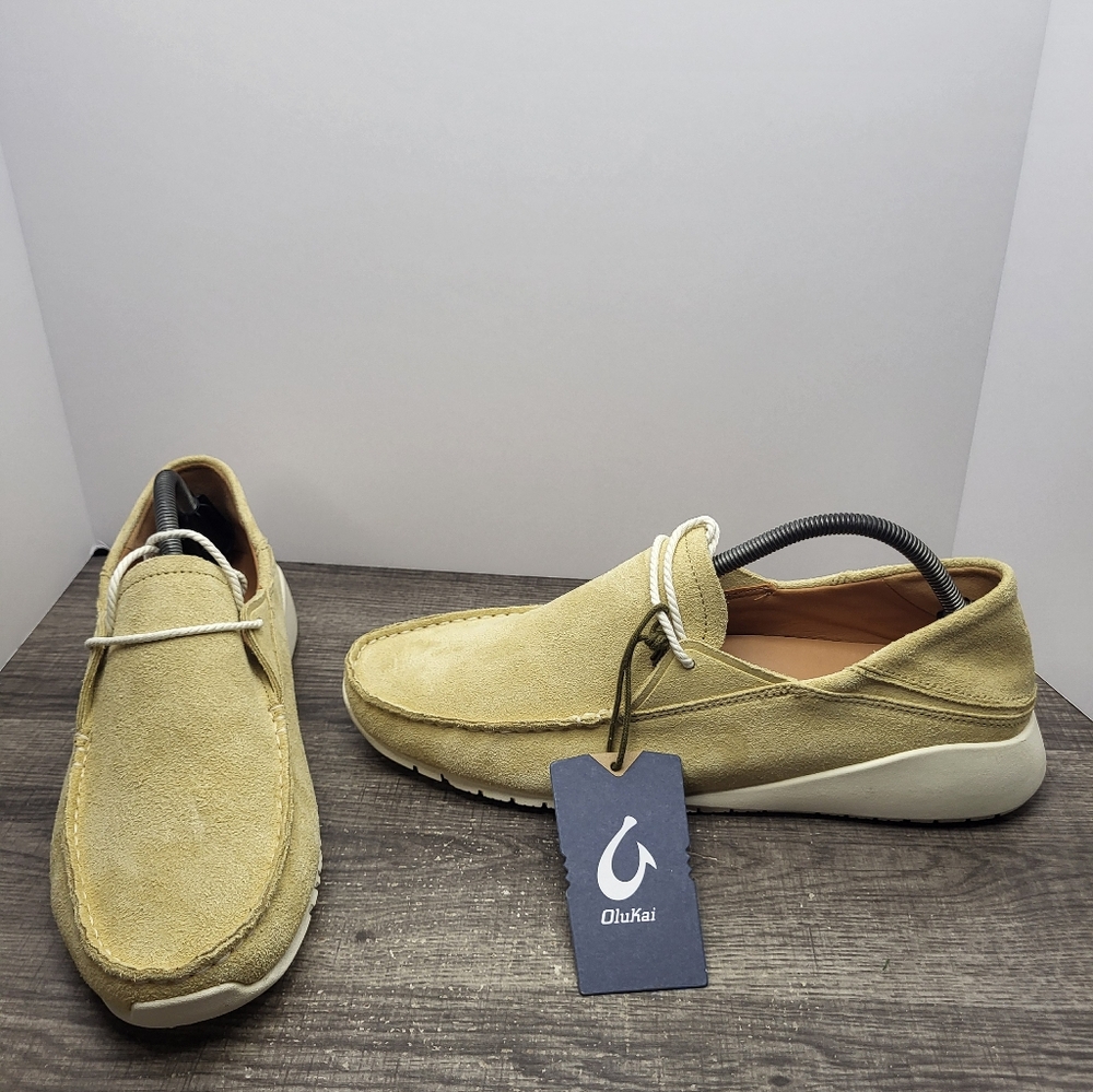 OluKai Ka'a Driver Italian Suede Leather Loafer Shoes Golden Sand Slip On Men 11